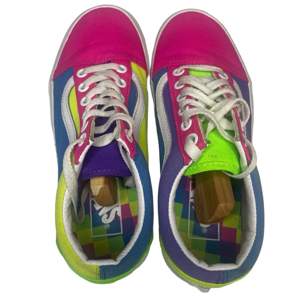 Vans - Picture 8 of 9